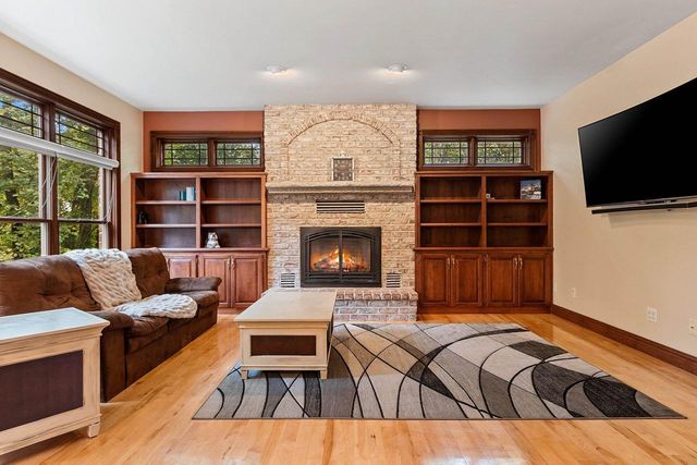 2695 Whitegate Trail, De Pere, WI 54115
