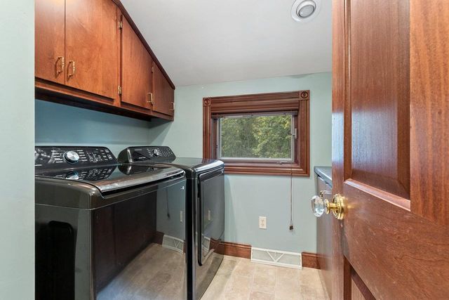 2695 Whitegate Trail, De Pere, WI 54115