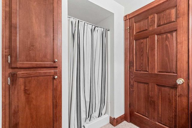 2695 Whitegate Trail, De Pere, WI 54115