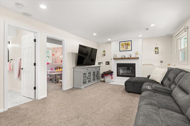 2409 Ruth Fitzgerald Drive, Plainfield, IL 60586