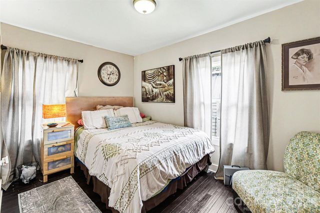 3100 Avalon Avenue, Charlotte, NC 28208