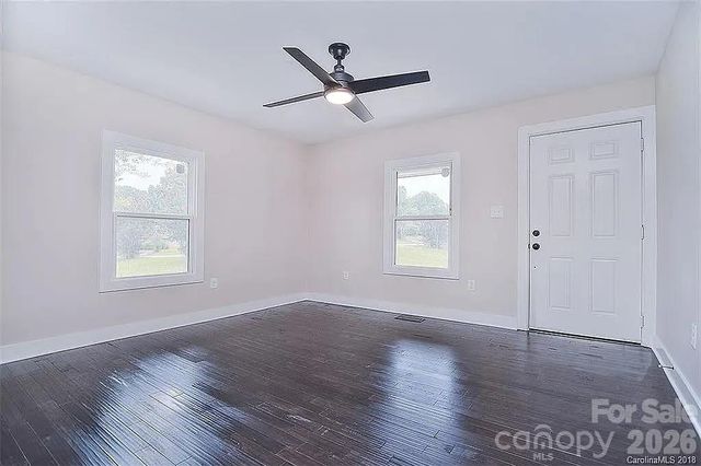 3100 Avalon Avenue, Charlotte, NC 28208