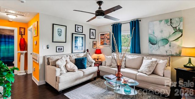 3100 Avalon Avenue, Charlotte, NC 28208