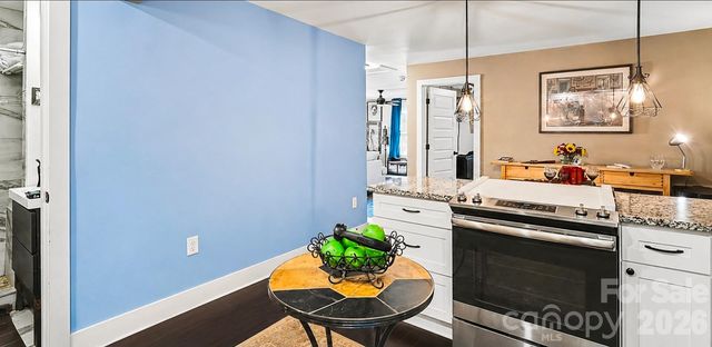 3100 Avalon Avenue, Charlotte, NC 28208