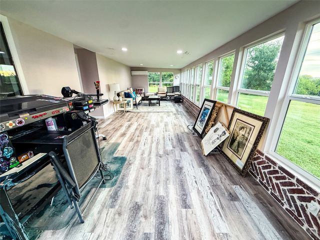 6219 KLEIN, Sanger, TX 76266