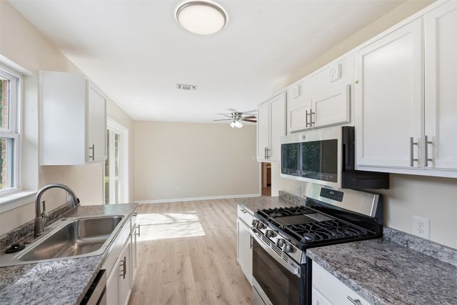 840 Crosby Avenue, White Settlement, TX 76108