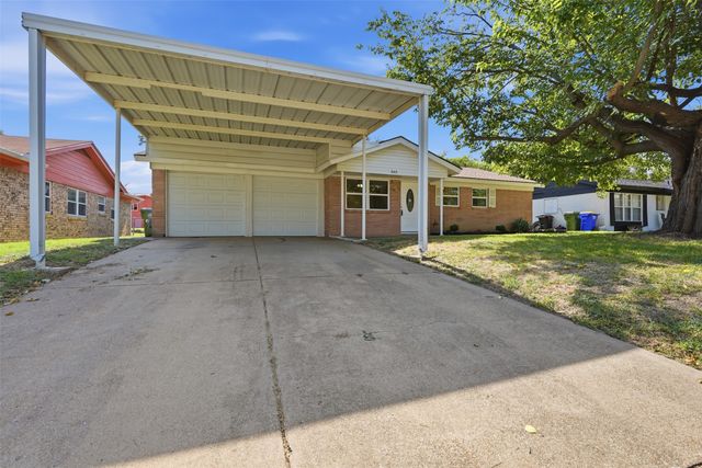 840 Crosby Avenue, White Settlement, TX 76108
