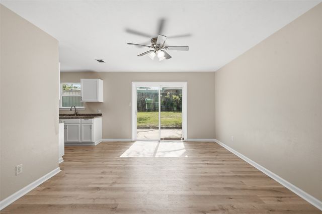 840 Crosby Avenue, White Settlement, TX 76108