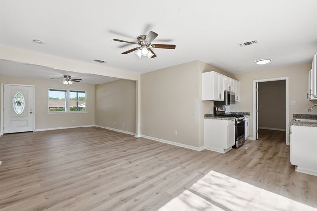 840 Crosby Avenue, White Settlement, TX 76108