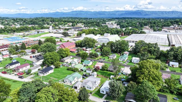 324 Royal Street, Greeneville, TN 37745