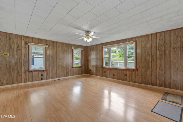 324 Royal Street, Greeneville, TN 37745