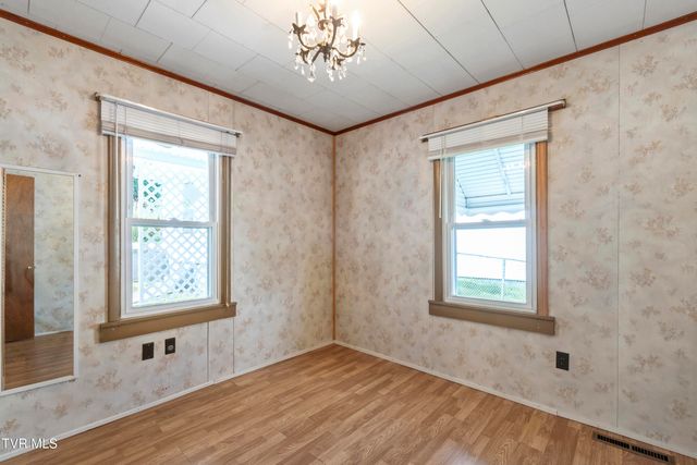 324 Royal Street, Greeneville, TN 37745