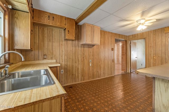 324 Royal Street, Greeneville, TN 37745