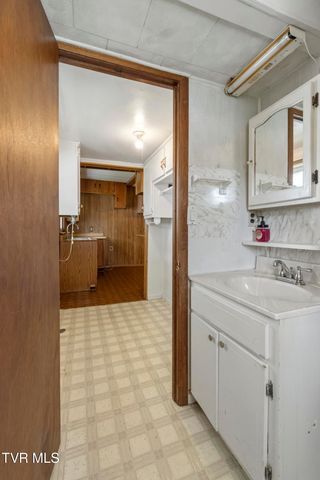 324 Royal Street, Greeneville, TN 37745