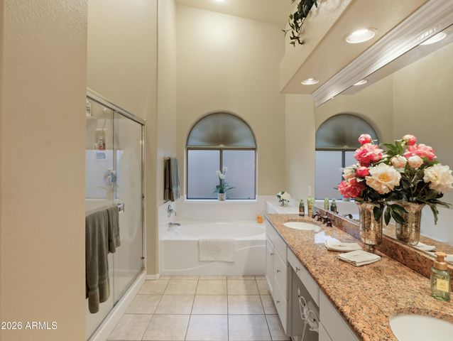 3869 E WASHINGTON Court, Gilbert, AZ 85234