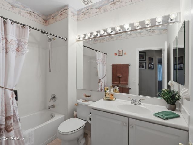 3869 E WASHINGTON Court, Gilbert, AZ 85234