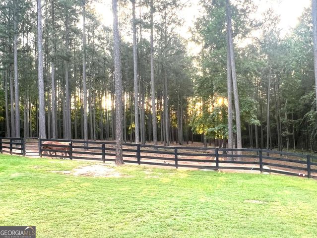 379 Scuffleboro Road, Eatonton, GA 31024