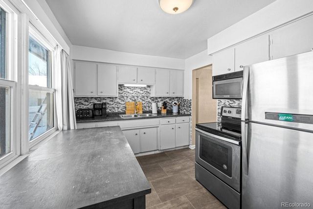 3116 San Isabel Avenue, Pueblo, CO 81008