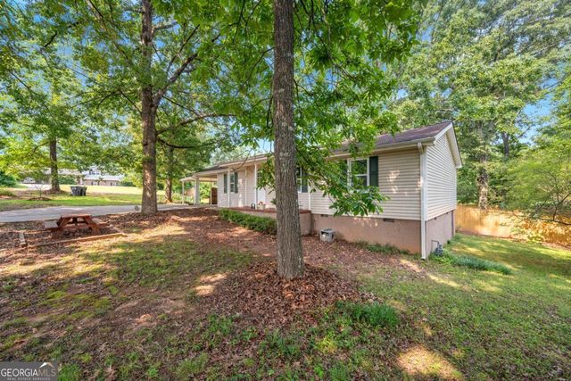 245 Amanda Court, Stockbridge, GA 30281