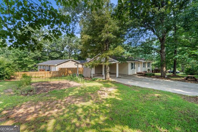 245 Amanda Court, Stockbridge, GA 30281