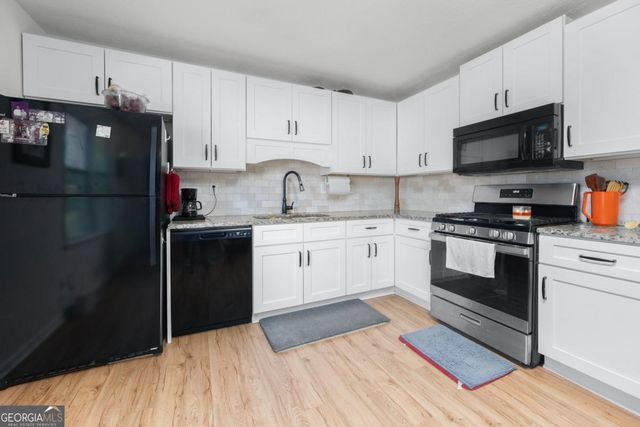 245 Amanda Court, Stockbridge, GA 30281