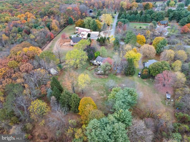 285 PINE COVE CT, Lehighton, PA 18235