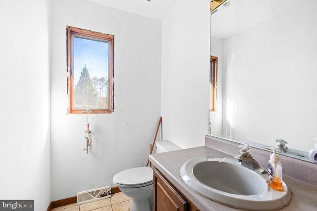 285 PINE COVE CT, Lehighton, PA 18235