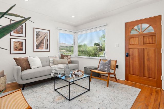 3219 Goldfinch Street, San Diego, CA 92103