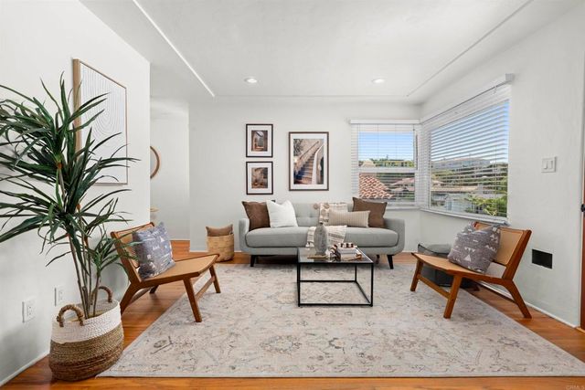 3219 Goldfinch Street, San Diego, CA 92103