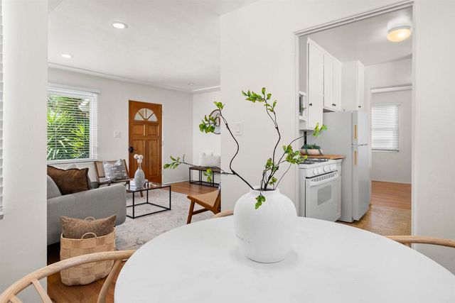 3219 Goldfinch Street, San Diego, CA 92103