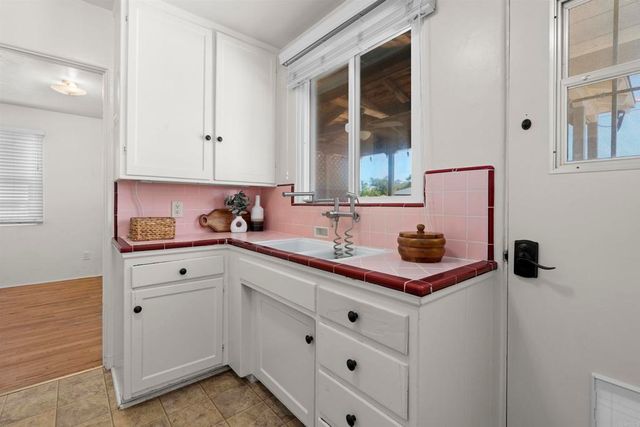 3219 Goldfinch Street, San Diego, CA 92103
