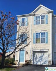 5267 Chandler Way, South Whitehall Twp, PA 18069