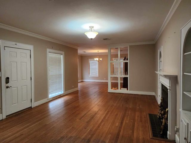 202 Pine Street, Logansport, LA 71049