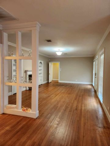 202 Pine Street, Logansport, LA 71049