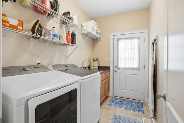 203 Coneflower Drive, Dyer, IN 46311