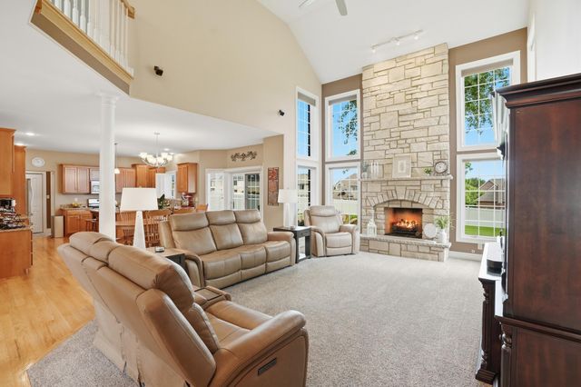 203 Coneflower Drive, Dyer, IN 46311