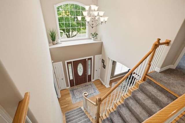 203 Coneflower Drive, Dyer, IN 46311