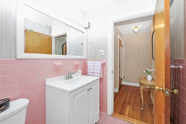 122 Puritan Drive, Quincy, MA 02170