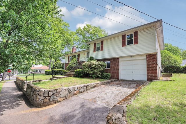 122 Puritan Drive, Quincy, MA 02170
