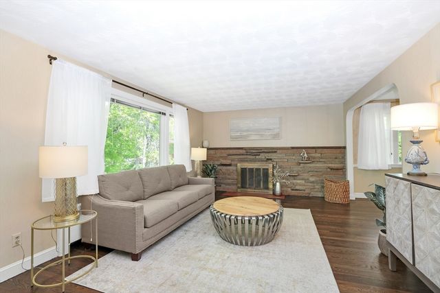 122 Puritan Drive, Quincy, MA 02170