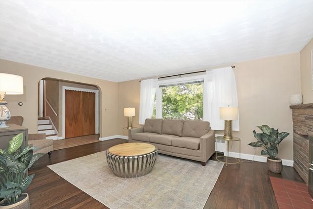 122 Puritan Drive, Quincy, MA 02170