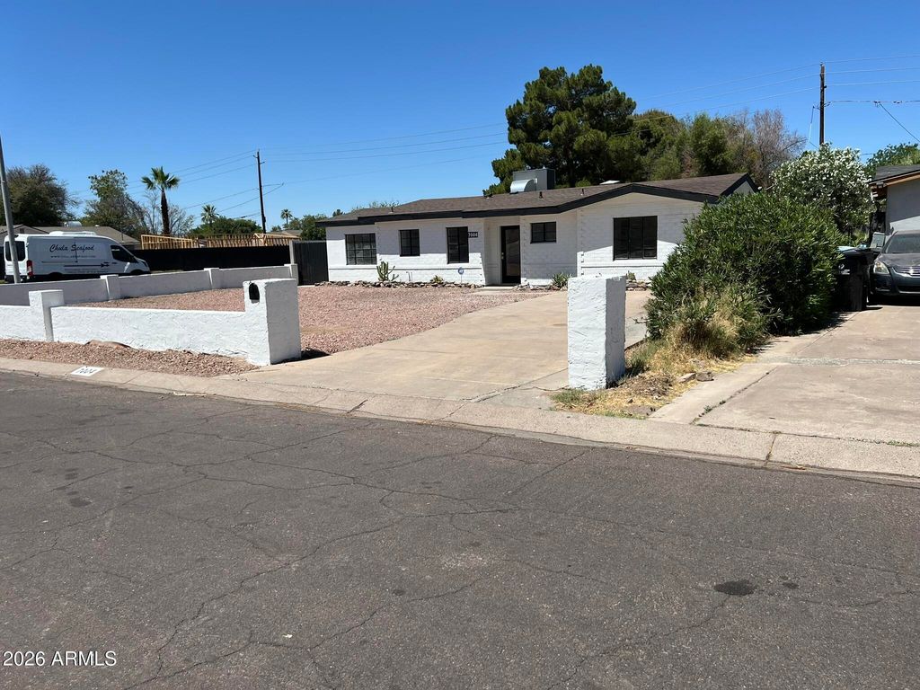 7004 N 14TH Street, Phoenix, AZ 85020 — photo 3