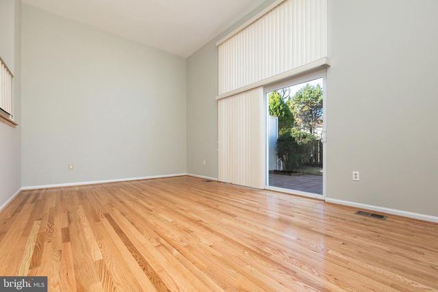 17 STORY DR, Gaithersburg, MD 20878