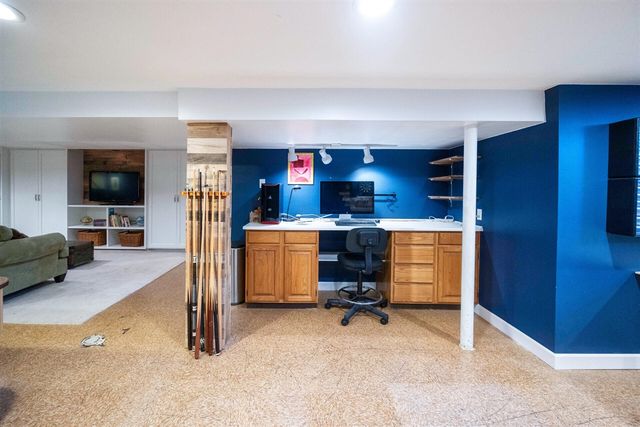 282 Nichols Drive, Saline, MI 48176