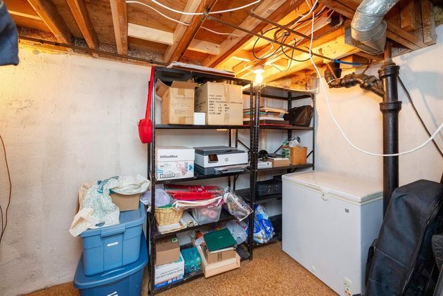 282 Nichols Drive, Saline, MI 48176