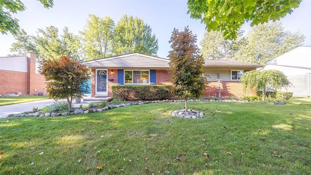 282 Nichols Drive, Saline, MI 48176