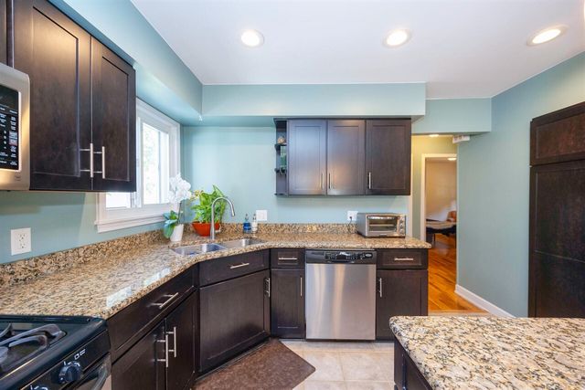 282 Nichols Drive, Saline, MI 48176