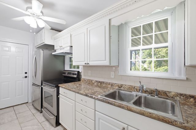 944 McFerrin Ave, Nashville, TN 37206