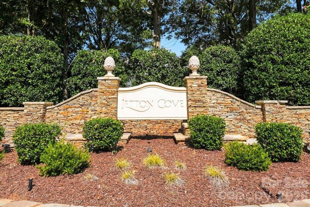 19104 Berkley Commons Drive, Cornelius, NC 28031