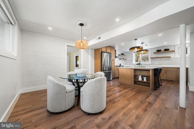 8508 CROWLEY PL, Alexandria, VA 22308
